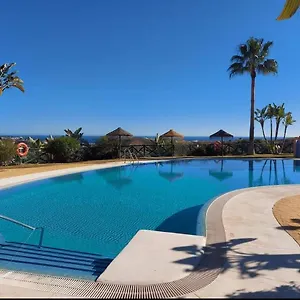 Apartamento En Calanova Sea Golf Con 23m2 De Terraza Mijas